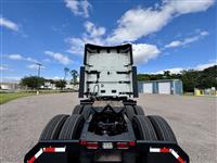 2026 Volvo VNL64T860