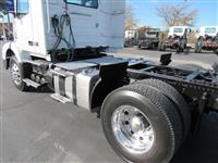 2016 Volvo VNM64T300