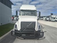 2025 Volvo VNL64T760