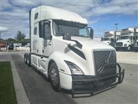 2025 Volvo VNL64T760