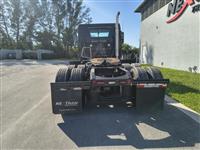 2020 Volvo VNR64T300