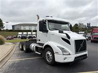 2020 Volvo VNR64T300