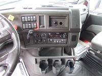 2021 Volvo VNL64T860