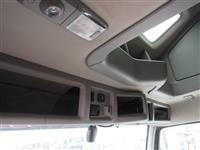 2021 Volvo VNL64T860