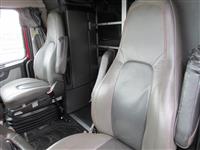 2021 Volvo VNL64T860