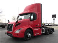 2021 Volvo VNR64T300