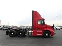 2021 Volvo VNR64T300