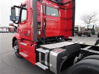 2021 Volvo VNR64T300