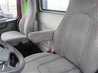 2021 Volvo VNR64T300