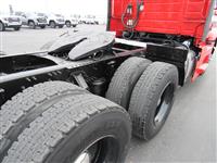 2021 Volvo VNR64T300