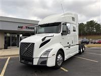2022 Volvo VNL64T760