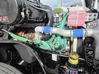 2023 Volvo VNL64T860