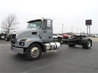 2023 Mack MD742