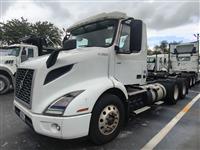 2020 Volvo VNR64T300