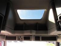 2020 Volvo VNL64T860