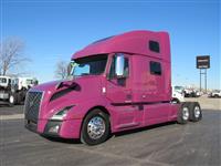 2020 Volvo VNL64T860