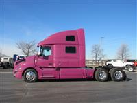 2020 Volvo VNL64T860
