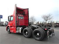 2021 Volvo VNR64T300