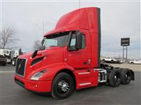 2021 Volvo VNR64T300