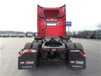 2021 Volvo VNR64T300