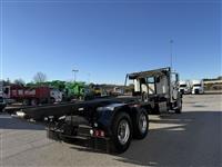 2018 Mack GU813