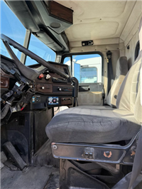 1997 Freightliner FLD120