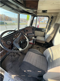 1997 Freightliner FLD120