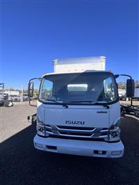 2024 Isuzu NPR-1F304