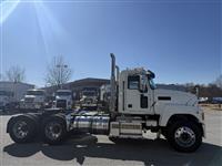 2021 Mack PI64T