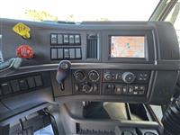 2024 Volvo VNL64T860
