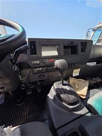 2025 Isuzu NPRXD-3Y404