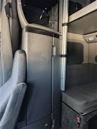 2024 Volvo VNL64T860