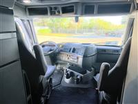 2024 Volvo VNL64T860