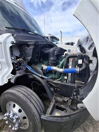 2025 Volvo VNL64T300