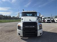 2020 Mack AN64T
