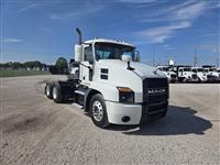 2020 Mack AN64T