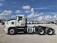 2020 Mack AN64T