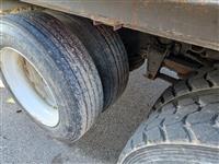 1999 Freightliner FL70