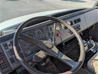 1999 Freightliner FL70