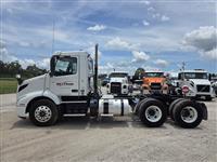 2020 Volvo VNR64T300