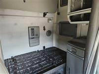 2022 Volvo VNL64T760