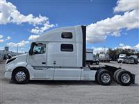 2023 Volvo VNL64T860