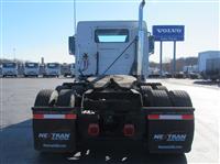 2014 Volvo VNL64T300