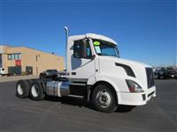 2014 Volvo VNL64T300