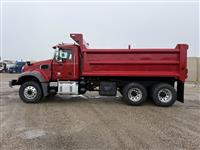 2026 Mack GR64FR