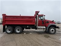 2026 Mack GR64FR