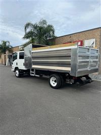 2026 Isuzu NPR-1G404