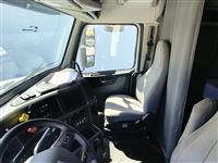 2022 Volvo VNL64T760