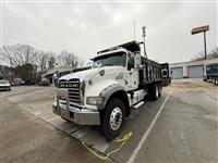 Used 2017 Mack GU713 for Sale