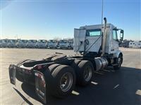 2023 Volvo VNR64T300